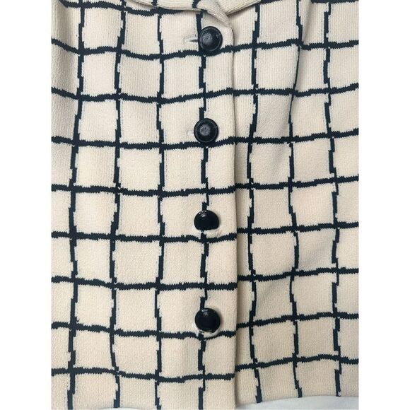 Gorgeous St. John Collection Black & Cream Checked Button Jacket, size 6 - Picture 2 of 10